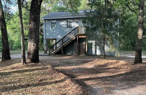 Ridge Manor House | Beautiful peaceful cozy family and pet friendly 3/1 home in Dade City.