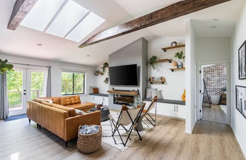 West Lake Stevens House | Sunnyside Sanctuary