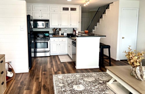 Seven Coves Condo | Cozy 2 story lake retreat w/ lake views 2/2. Relax, unwind or cast your line.