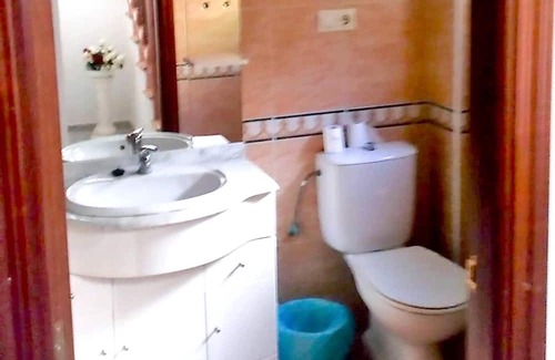 Sotillo de la Adrada House | Homerez - House for 11 ppl. with shared pool and garden at Sotillo de la Adrada