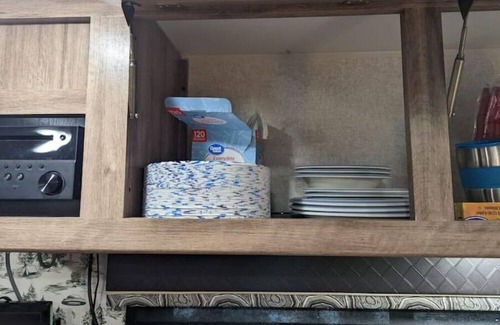 Chandler House | Kayak, Camp and Fish in comfort and see World's largest trades day Nov 30-Dec 3!