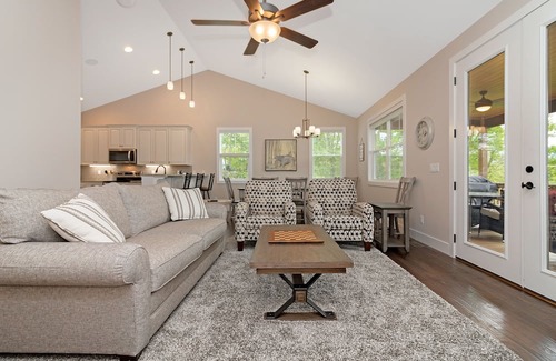 Bear Lake Reserve Resort | Sparkleview! A lovely home with stunning lake view in a private resort community