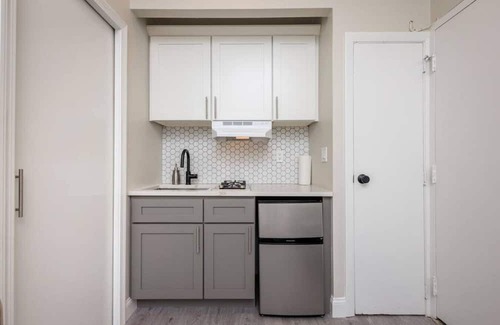 Prudential - St. Botolph Apartment | Lovely South End Studio