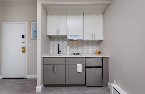 Prudential - St. Botolph Apartment | Peaceful Studio | Close to Fenway
