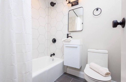 Prudential - St. Botolph Apartment | Quaint Studio Apt | Close to Fenway