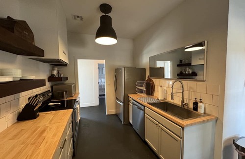 Pauls Valley Other | Cozy farmhouse in the country! Beautiful all-new furnishings and gorgeous views!