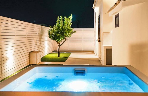 Santa Maria del Focallo Villa | Villa Teresann con Jacuzzi riscaldata