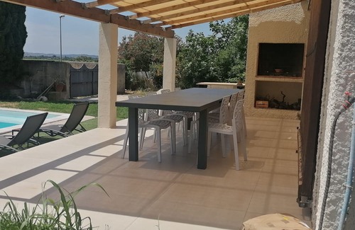 Armissan House | Occitan villa with swimming pool 15 minutes from the sea. Pets allowed