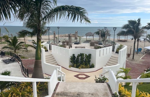 Playas Apartment | 3-bedroom apartment in amazing Ocean Club Playas, Private Parking&Security.