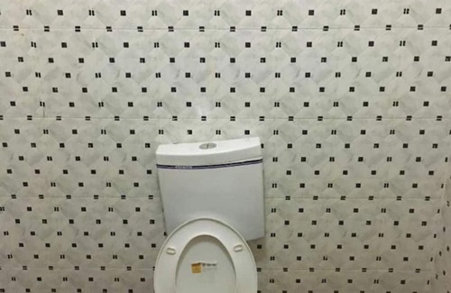 Mara North Conservancy House | Dusty roads