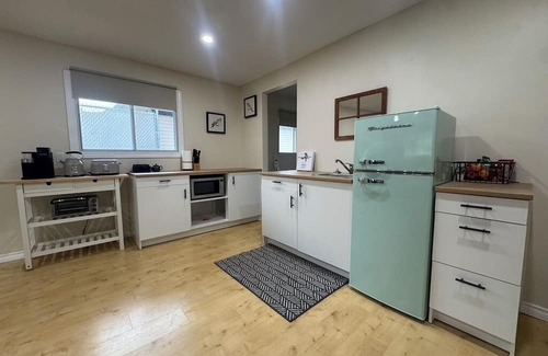 Kamloops House | Spacious Private House. Close to everything!