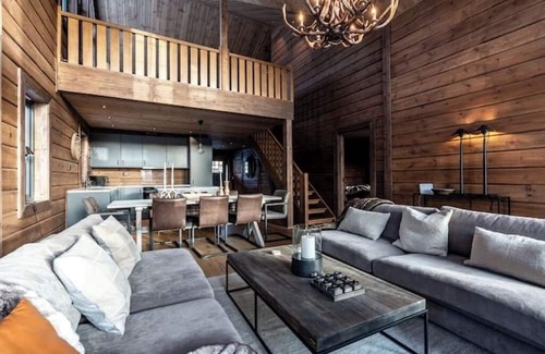 Idre Cabin | Kronhjorten – Panoramic Mountain View & Fireplace | Idre