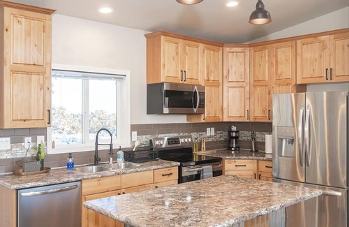 Baca Grande Cabin | Crestone Basecamp - With Hot Tub!