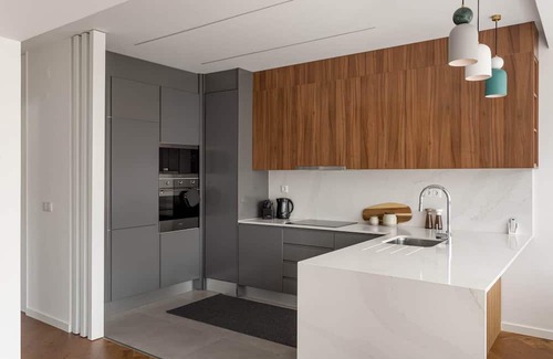 Pena House | Modern and beautiful 3-bedroom flat next to El Corte Inglés, Modern and beautiful three-bedroom apar.