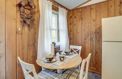 Stanley Cabin | 7 Mi to Main Street: Cabin w/Deck in Stanley!