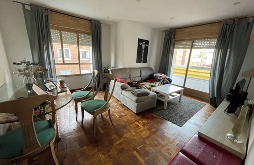 Leon Apartment | Apartment Downtown Wifi