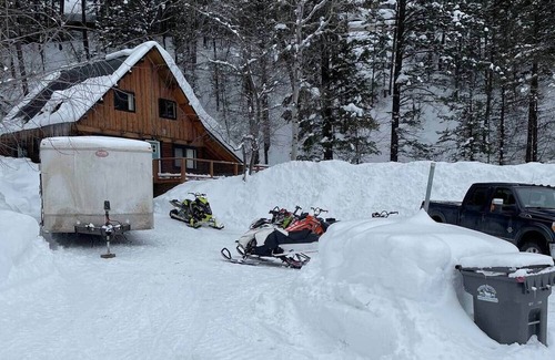 Alpine House | Snowmobile in and out trail access 1/4 mile