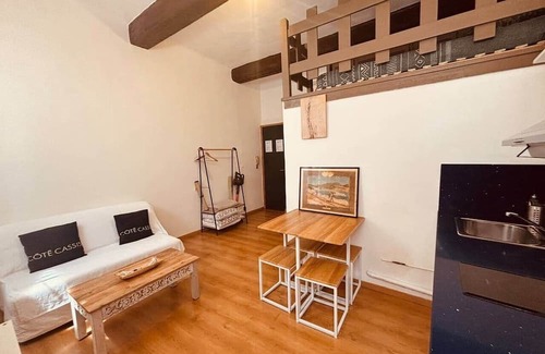 Cassis Apartment | Chez Giulia Cassis - Studio near the beach