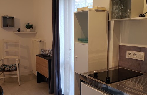 Chambery Bed & Breakfast | Room with independent access and kitchenette