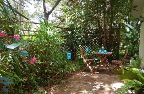 Fruitville Cabin | Gypsy Mermaid Caravan Tiny House Glamping!