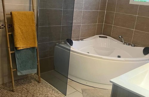 Plateau-Caillou House | Charming Creole house