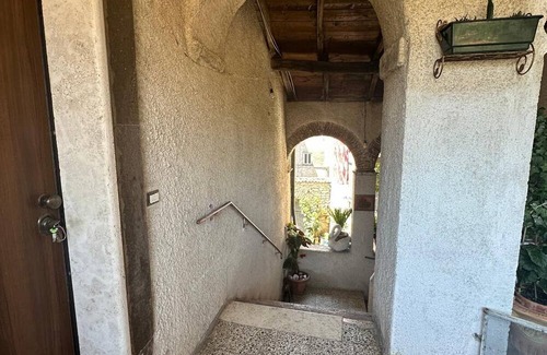 Amaseno Apartment | Ab Imo Pectore House