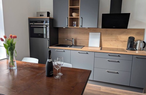 Brauneberg Apartment | Moselle view - Elegant apartment "Moselglanz" with 2 bedrooms & balcony