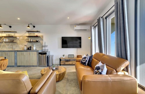 Belnem Villa | Four Villas private Magnesium Pool,Grill,Dive Rinse Tank,Garden,3min To Beach N4