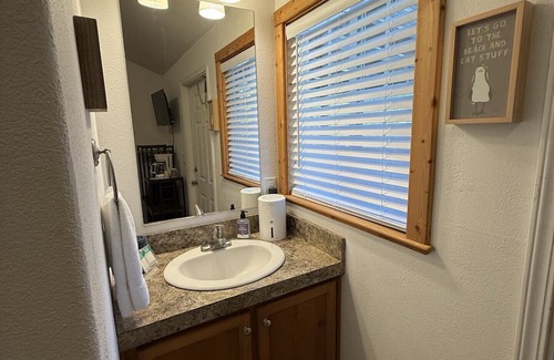 Gold Beach Resort | Rogue River Landing #33A