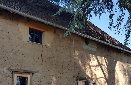 Les Abrets en Dauphine Cottage | Cottage 'Les Petites Bottes' with Mountain View and Private Garden