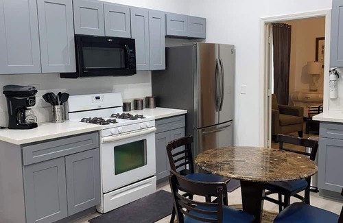 Whiteville House | Marvelous 8 BR Home in Breathtaking Whiteville TN. Extraordinary Parking