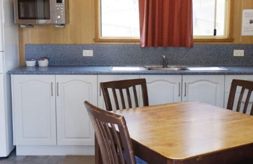 Mount Rumney House | Platypus Cabin - Mt Rumney Escapes