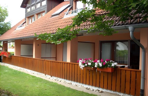 Wasserburg Apartment | Apartment 'Müller Dietrich' with Private Terrace and Shared Garden
