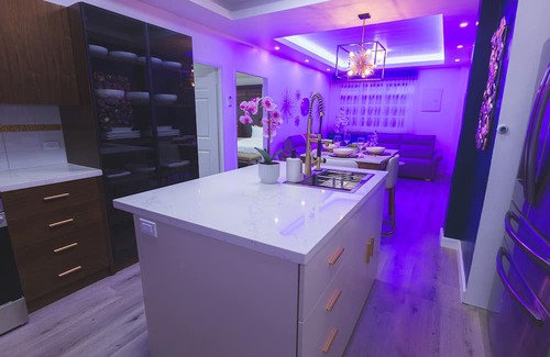 Port of Spain Apartment | Modern Luxurious 2-bedroom Smart Apartment in Port of Spain with WiFi, AC