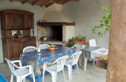 Tizac-de-Lapouyade House | Gite de la Broitelière