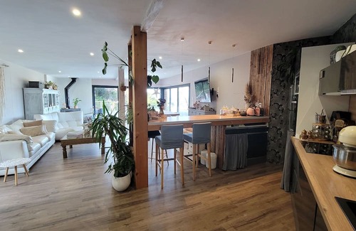 Belvedere Villa | Charming 4-bedroom villa with pool,jacuzzi, wifi,AC in Albitreccia, Corsica