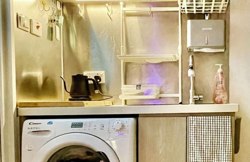 Quarry Bay Apartment | Amazing Value - Art Deco Cozy Characterful Studio