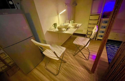 Quarry Bay Apartment | Amazing Value - Art Deco Cozy Characterful Studio