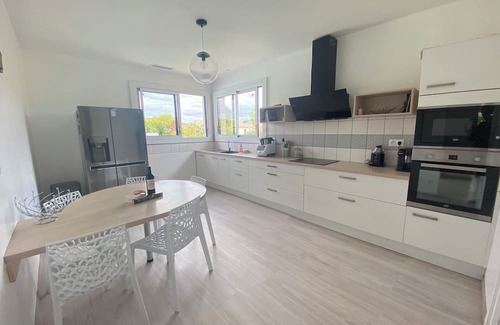 Ludon-Medoc Villa | Villa with jacuzzi