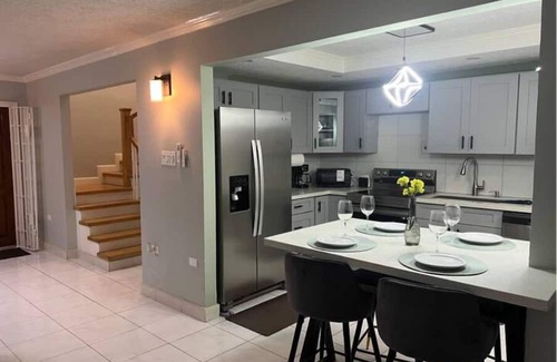 Mango Walk House | Charming 2-bedroom townhome with WiFi, AC in gorgeous Montego Bay