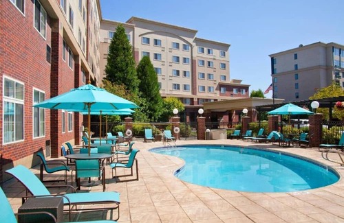 Downtown House | Enjoy an extended stay at our room in Redmond, WA