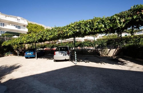 Central Dalmatia Apartment | Apartman Villa Josipa - Duće: 50 M od Plaze