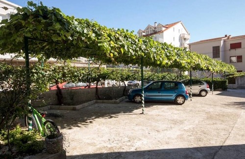 Central Dalmatia Apartment | Apartman Villa Josipa - Duće: 50 M od Plaze