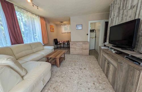 Siofok House | Holiday home with air conditioning, pool, terrace and WiFi