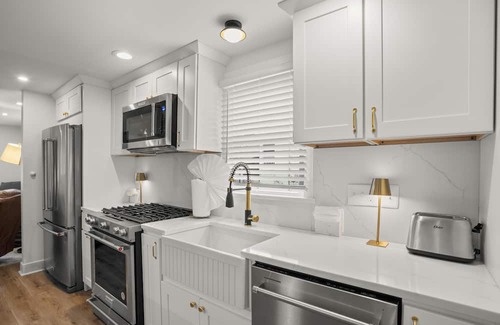 Lutherville Timonium House | Inviting Escape Bursting w/Elegance & Style