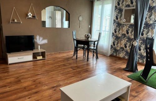 Montolivet Apartment | Bois Lemaitre YourHostHelper