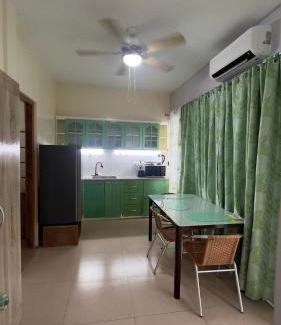 Looc Apartment | Two-Bedroom for 3 persons