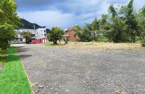 Yuanshan Ski Chalet | 宜客咖啡--包棟大露台四人房彩芬小屋