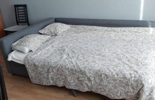 Espoo Centre Apartment | 50m2 Apartment FREE Parking and Laundry, 20min to Center