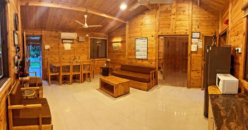 Uddar Apartment | Woodpecker Villa by Quilla Destination